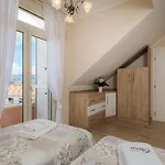 Apartment In 41607 *